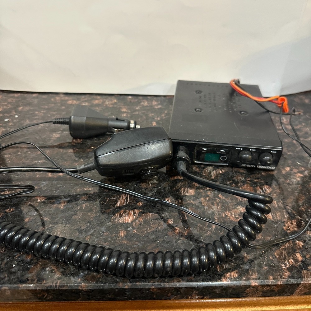Maxon MCB-30 CB Radio Transceiver Mic Mobile 40CH FCC F3JMCB30 Untested Vintage